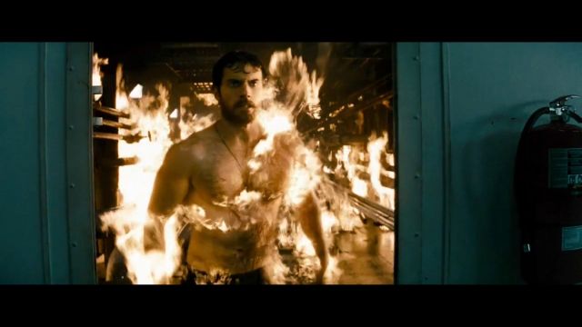 кадр из фильма "Man of Steel" ("Человек из стали") кадр из фильма "Man of Steel" ("Человек из стали")