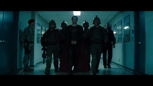 кадр из фильма "Man of Steel" ("Человек из стали") кадр из фильма "Man of Steel" ("Человек из стали")